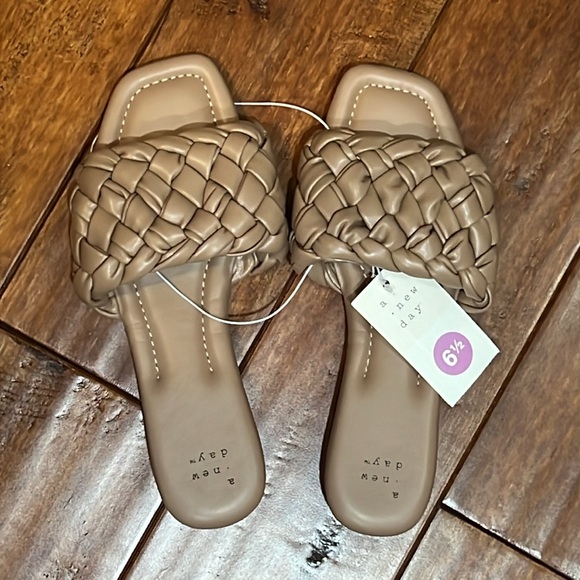 a new day Shoes - 🔥🔥2 DAY SALE a. new day Carissa Tan Sandals